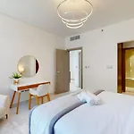 Residence 21 - Vibrant One Bedroom